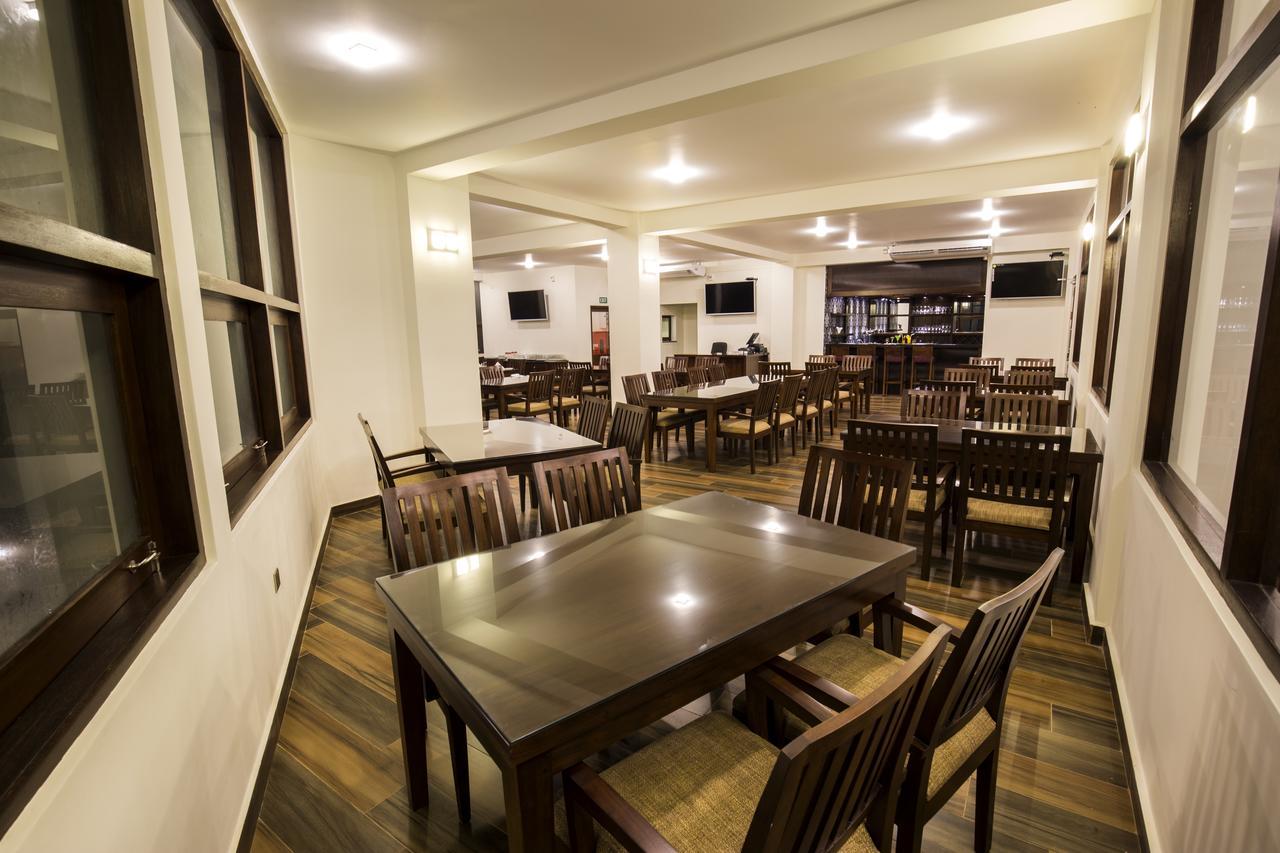 Grand 7 Hotel -Kesbewa Piliyandala Extérieur photo